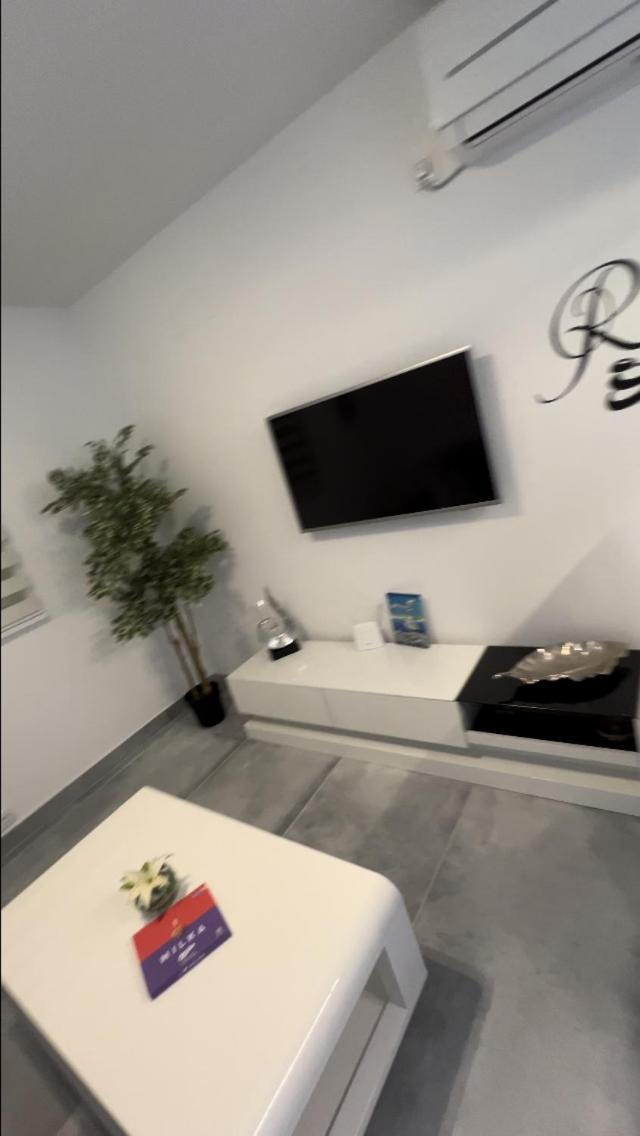 Mandy Apartman Baška Esterno foto