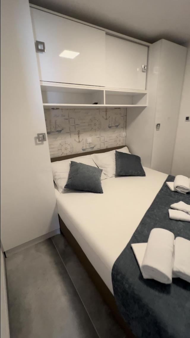 Mandy Apartman Baška Esterno foto